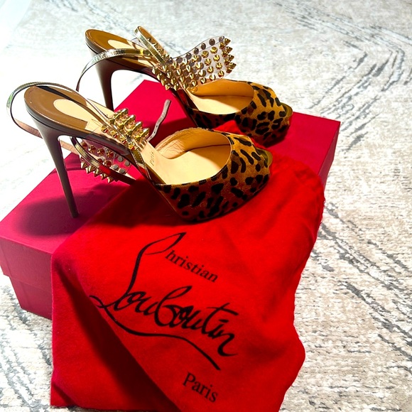 brand Louboutin new never been worn size 39 elegant shoes, prestige condition - Picture 1 of 3
